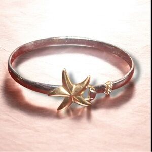 Two-Tone "Dancing Starfish" Hook Bangle,